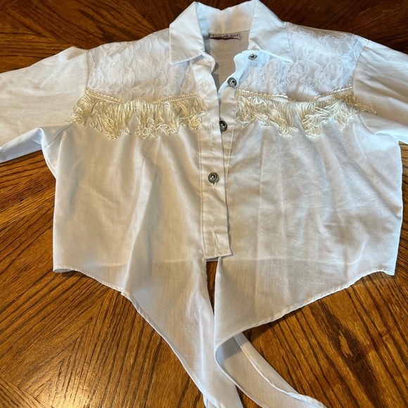 Live it up crop top with fringe and lace woman’s size sm/med - Picture 1 of 6